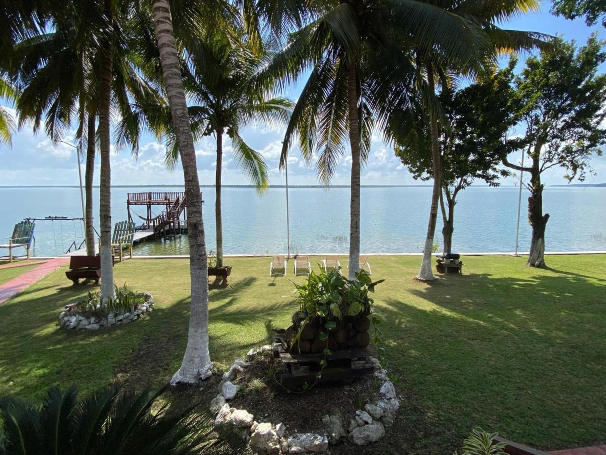 Coras Place Bacalar Lagoon Front Екстер'єр фото